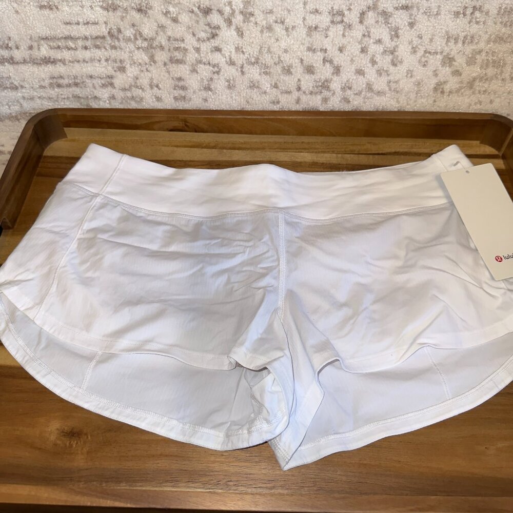 NWT Lululemon Speed Up Short 2.5" in White with liner